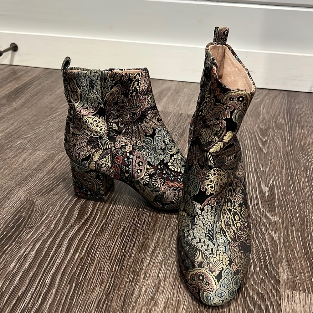 Gianni Bini Multicolor Patterned Heeled Boots
